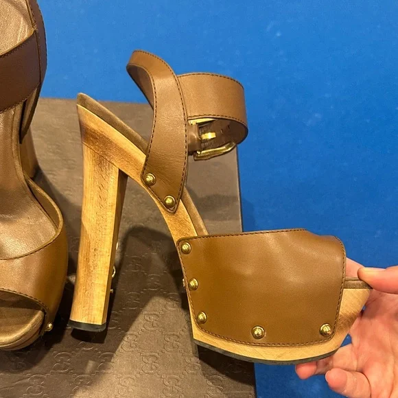 Gucci Brown Platform Heels - Picture 2 of 10